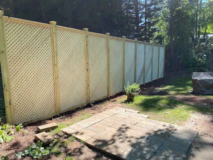 Triad Extra Hands Privacy Fence